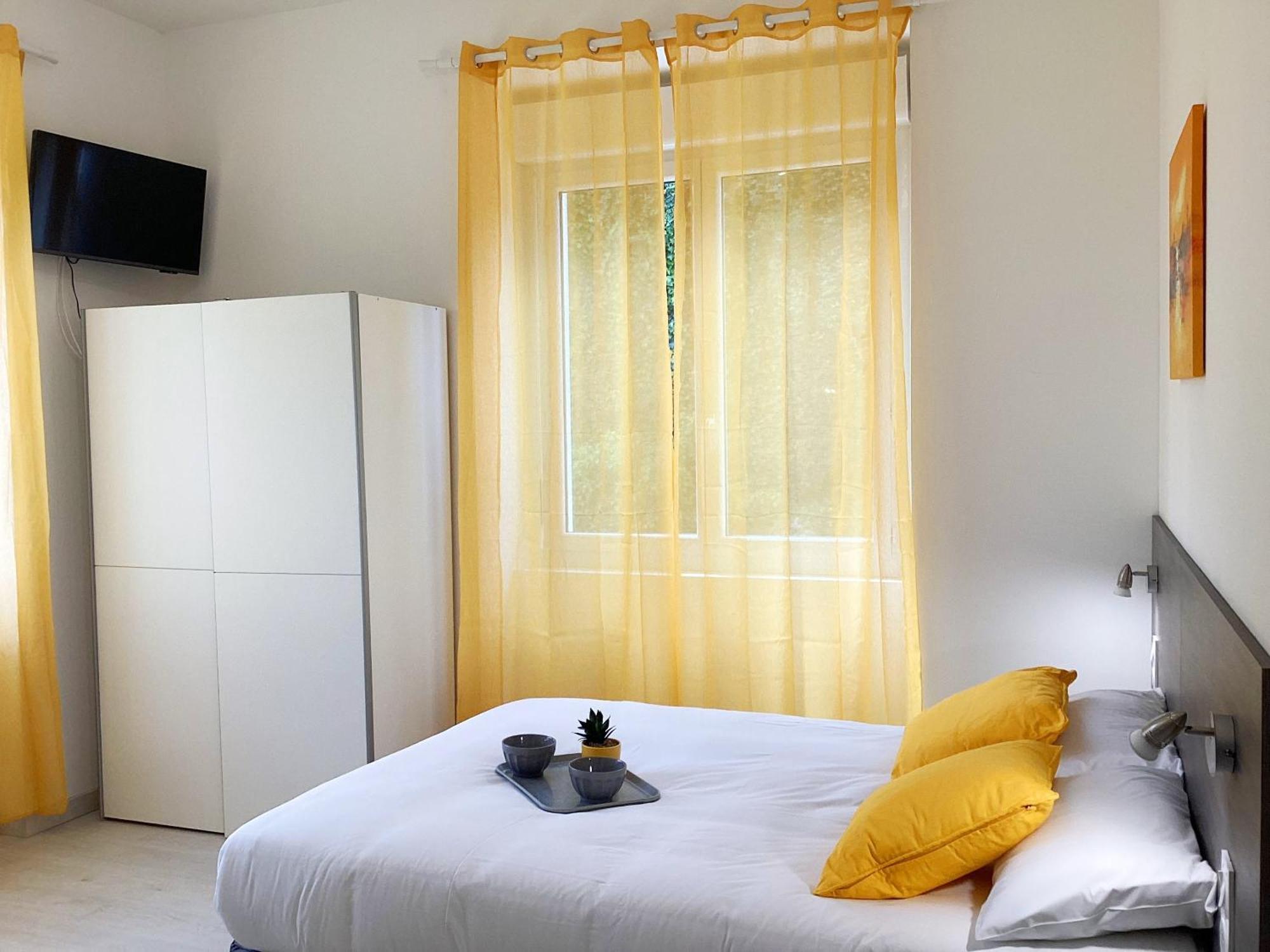 לורדה Appartement Stella 95 M2 Climatise Parking Proche Sanctuaires מראה חיצוני תמונה
